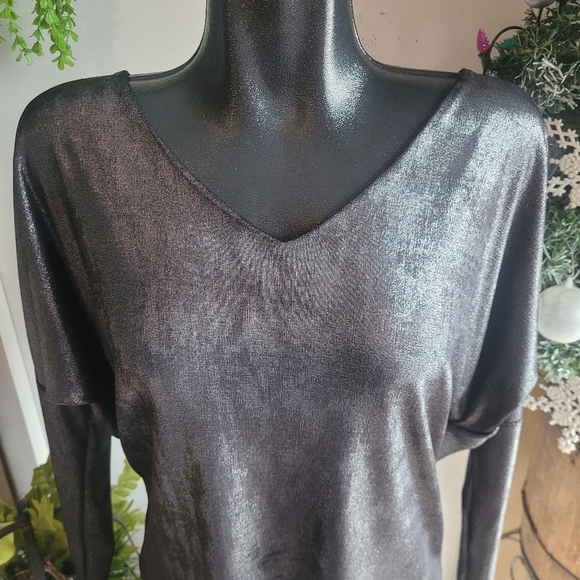Silence + Noise Grey Shimmery Draped Back Top S - Picture 2 of 7